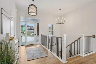 W198N4955  Hickory St, Menomonee Falls, WI 53051 - Photo 3