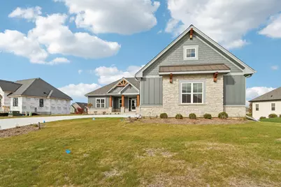 W198N4955  Hickory St, Menomonee Falls, WI 53051 - Photo 69