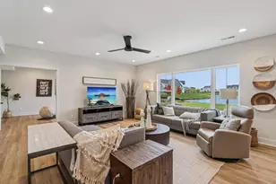 W198N4955 Hickory St, Menomonee Falls, WI 53051 - Photo 45