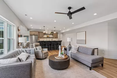 W198N4955  Hickory St, Menomonee Falls, WI 53051 - Photo 47