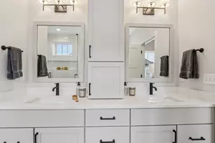 W198N4955 Hickory St, Menomonee Falls, WI 53051 - Photo 37