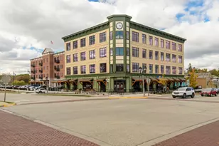 351 Stocks Dr, Delafield, WI 53018 - Photo 35