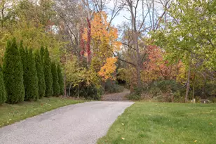 351 Stocks Dr, Delafield, WI 53018 - Photo 31