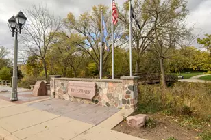 351 Stocks Dr, Delafield, WI 53018 - Photo 37