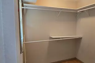 8081 N 105th St, Milwaukee, WI 53224 - Photo 21