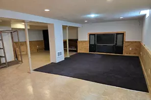 8081 N 105th St, Milwaukee, WI 53224 - Photo 31