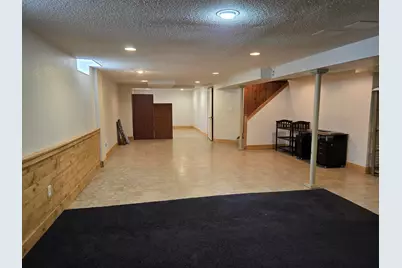 8081 N 105th St, Milwaukee, WI 53224 - Photo 33