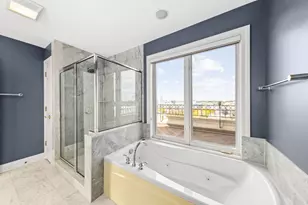 1515 N Van Buren St, Milwaukee, WI 53202 - Photo 25