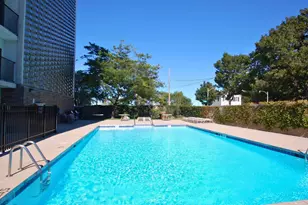 2525 S Shore Dr, Milwaukee, WI 53207 - Photo 19