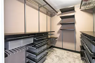 2525 S Shore Dr, Milwaukee, WI 53207 - Photo 13