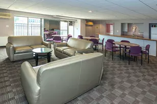 2525 S Shore Dr, Milwaukee, WI 53207 - Photo 21