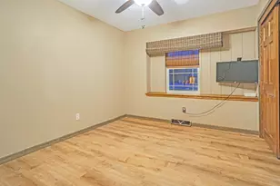 N171W20275 Highland Rd, Jackson, WI 53037 - Photo 15