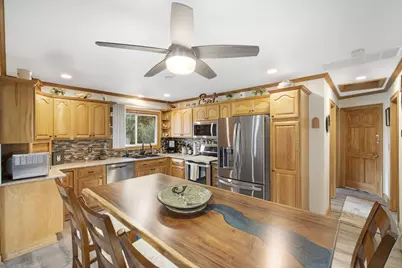 S73W16773  Briargate Ln, Muskego, WI 53150 - Photo 9