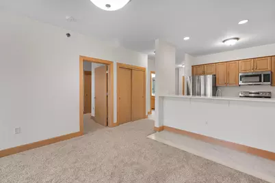 N74W13737  Appleton Ave #107, Menomonee Falls, WI 53051 - Photo 9