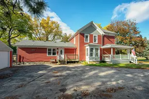 127 Pleasant St, Sharon, WI 53585 - Photo 33