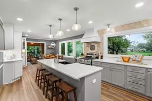 2412 W Chestnut Rd, Mequon, WI 53092 - Photo 7