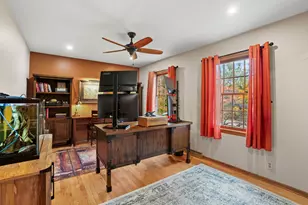 2412 W Chestnut Rd, Mequon, WI 53092 - Photo 29