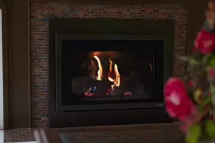 1127 Tanglewood Rd, Manitowoc, WI 54220 - Photo 5