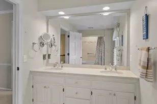 1127 Tanglewood Rd, Manitowoc, WI 54220 - Photo 45