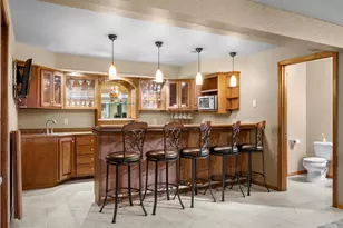 1127 Tanglewood Rd, Manitowoc, WI 54220 - Photo 51