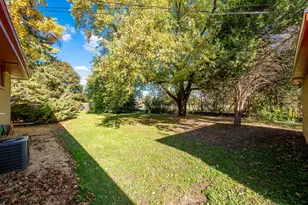 5364 N 87th St, Milwaukee, WI 53225 - Photo 11