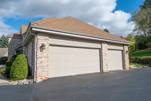 19775 Trilby Ct, Brookfield, WI 53045 - Photo 47