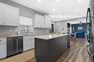 425 Chapel Hill Dr, Johnson Creek, WI 53038 - Photo 15