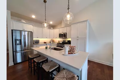 605  Cadence Cir, Lake Geneva, WI 53147 - Photo 11