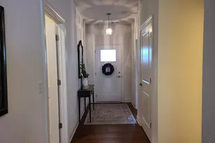 605 Cadence Cir, Lake Geneva, WI 53147 - Photo 3