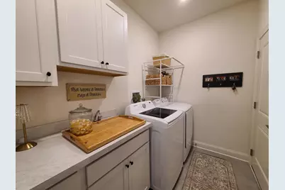 605  Cadence Cir, Lake Geneva, WI 53147 - Photo 9