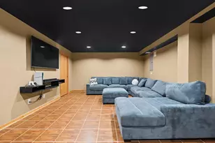 1725 N 18th St, Milwaukee, WI 53205 - Photo 23