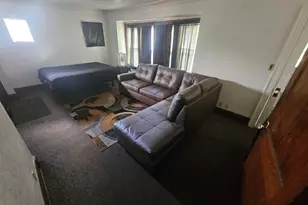 2677 N 39th St, Milwaukee, WI 53210 - Photo 17