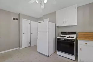 4918 N Berkeley Blvd, Whitefish Bay, WI 53217 - Photo 17