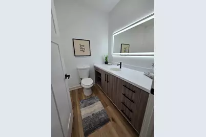 5766 N 42nd St, Milwaukee, WI 53209 - Photo 17