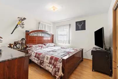 2530 S 66th St, Milwaukee, WI 53219 - Photo 9