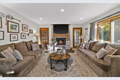 6500  Jessica Turn -, Racine, WI 53402 - Photo 7