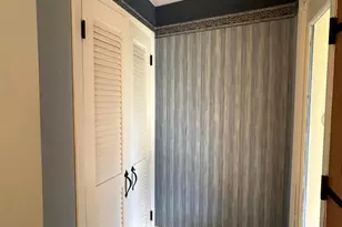 N35W28682 Old North Shore Dr, Delafield, WI 53072 - Photo 15