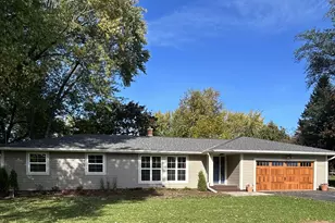 N35W28682 Old North Shore Dr, Delafield, WI 53072 - Photo 61