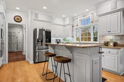 9254 W Wyndham Hills Ct, Franklin, WI 53132 - Photo 21