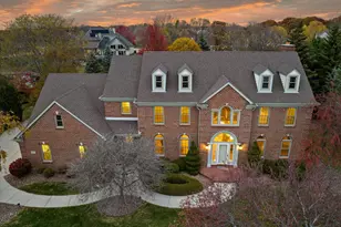 9254 W Wyndham Hills Ct, Franklin, WI 53132 - Photo 47