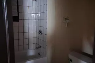 5326 N 38th St, Milwaukee, WI 53209 - Photo 11