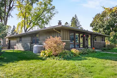 723 W Riverview Dr, Glendale, WI 53209 - Photo 1