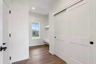 665 Mary Way, Slinger, WI 53086 - Photo 21