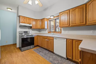 5740  Woodland Hills Dr, Racine, WI 53406 - Photo 55