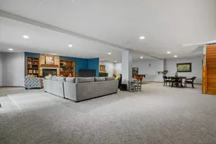 5740 Woodland Hills Dr, Racine, WI 53406 - Photo 41