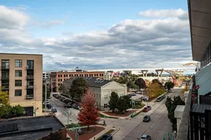 311 E Erie St, Milwaukee, WI 53202 - Photo 17