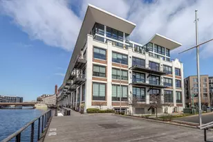 311 E Erie St, Milwaukee, WI 53202 - Photo 47