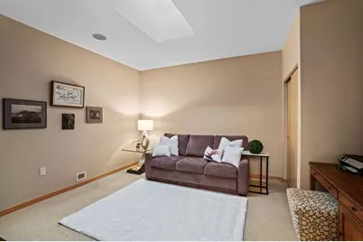 311 E Erie St #425, Milwaukee, WI 53202 - Photo 37