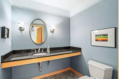 311 E Erie St #425, Milwaukee, WI 53202 - Photo 17