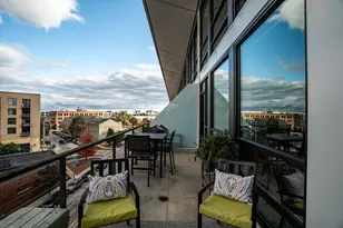 311 E Erie St, Milwaukee, WI 53202 - Photo 15